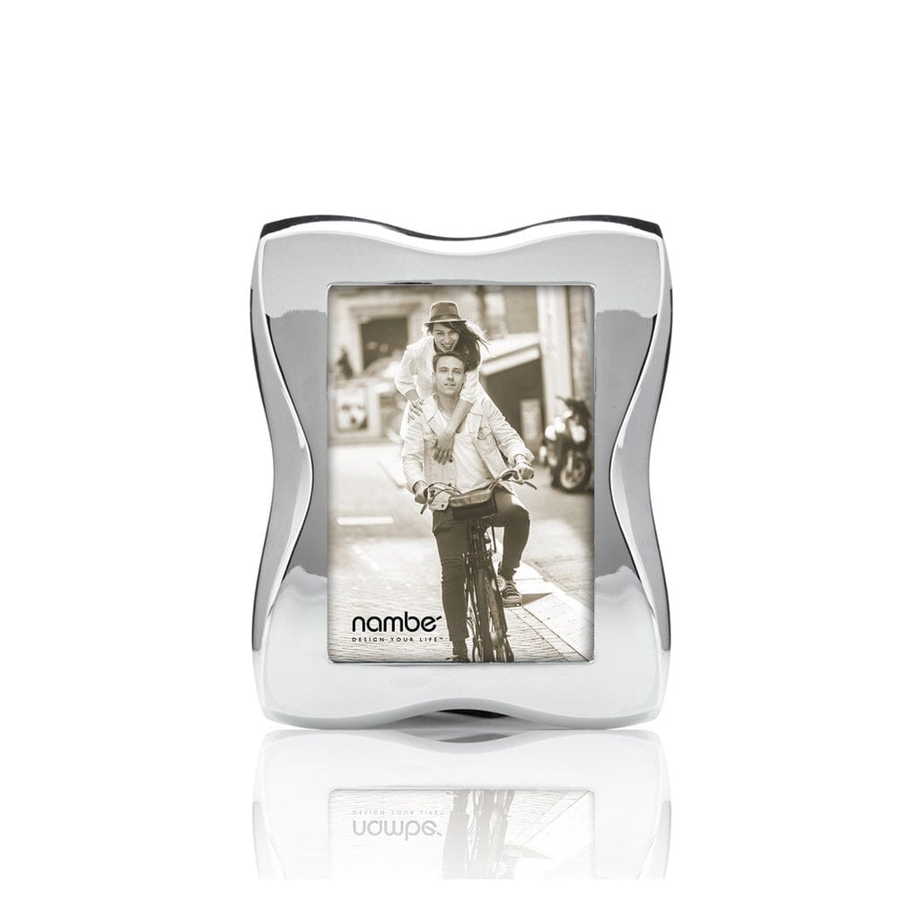 Nambe Bella 4 x 6 Inch Chrome Plated Picture Frame for Displaying Photos