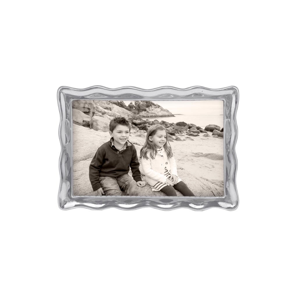 Handmade Mariposa Wavy Picture Frame for 4 x 6 Photos