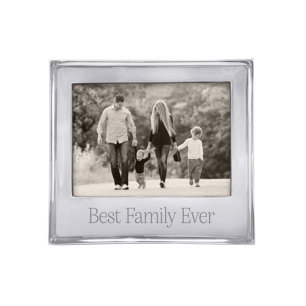 Mariposa Best Family Forever Signature 5 x 7 Picture Frame - Ideal for Displaying Precious Memories