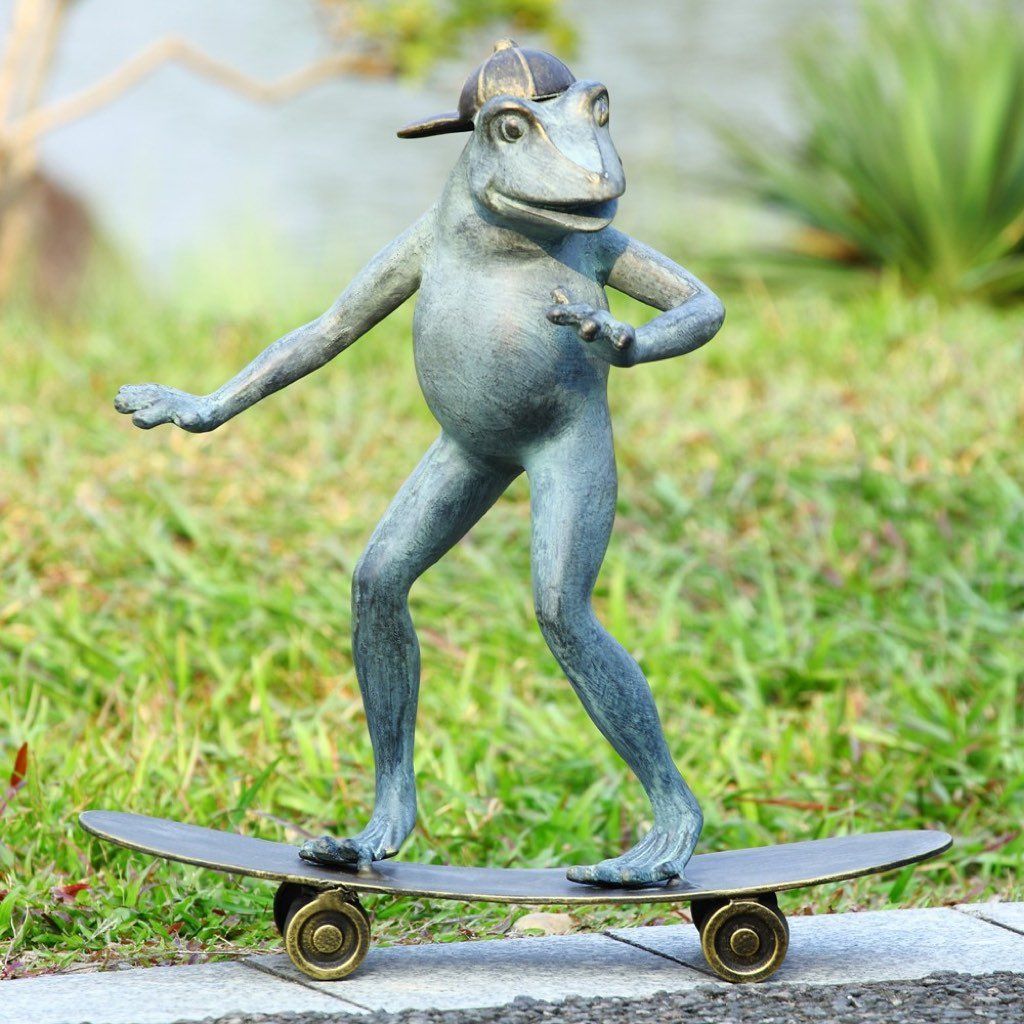 Adorable SPI Aluminum Hand - Cast Garden Skateboarding Frog Sculpture