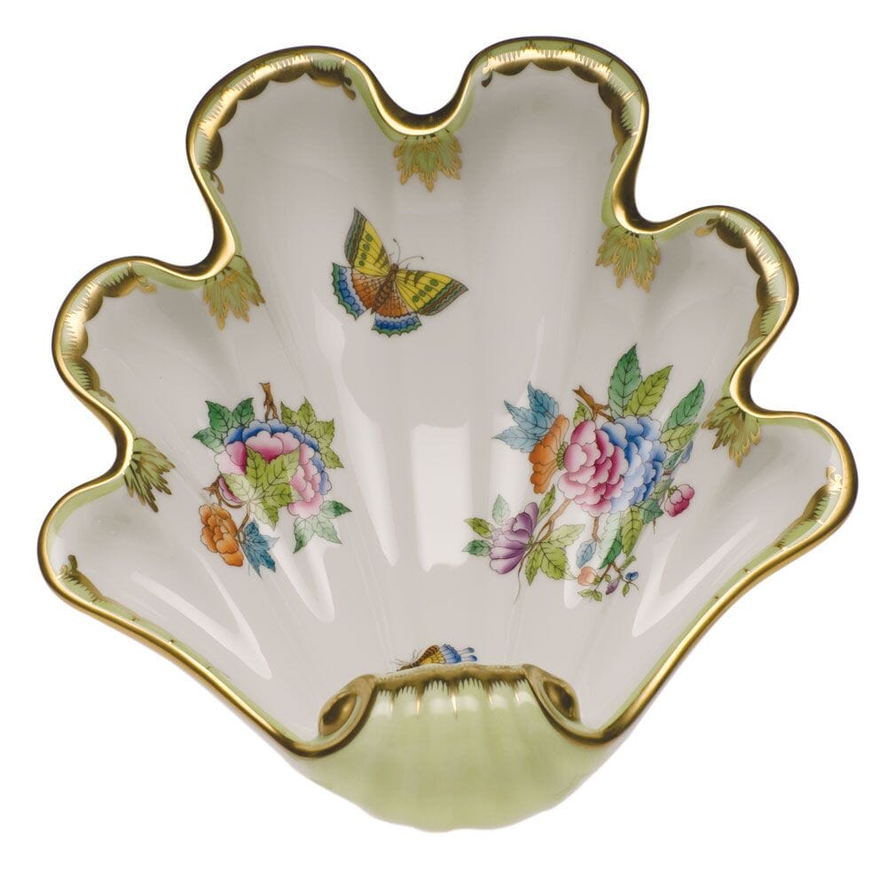 Large Herend Porcelain Shell Dish with Queen Victoria Hand - painted Pattern
