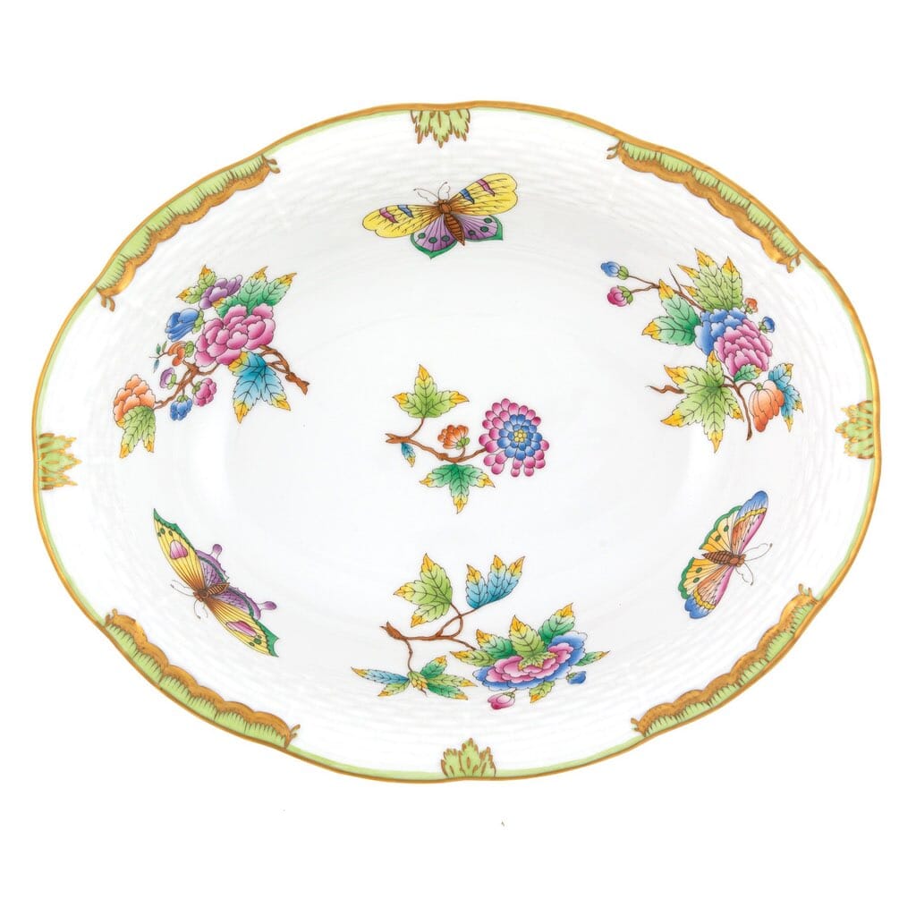 Exquisite Herend Oval Vegetable Dish with Queen Victoria Pattern and 24K Gold