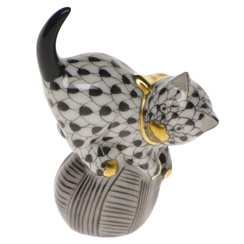 Exquisite Handmade Herend Mischievous Cat Porcelain Figurine