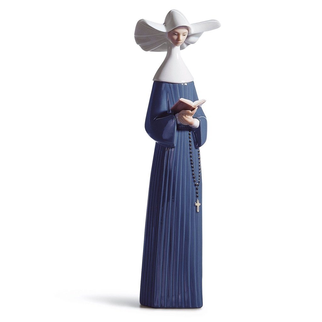 Exquisite Handmade Spanish Lladro Porcelain Figurine of a Prayerful Nun