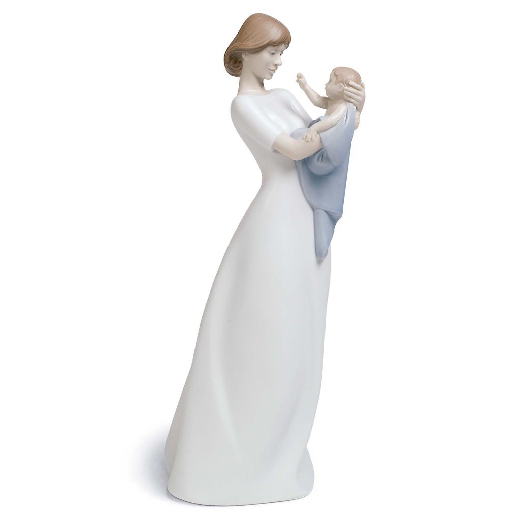 Exquisite Lladro Handmade Porcelain Figurine - A Mother's Precious Treasure