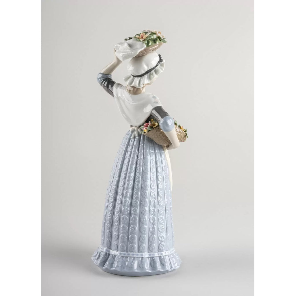 Exquisite Lladro Handmade Porcelain Flower Picking Sculptural Figurine