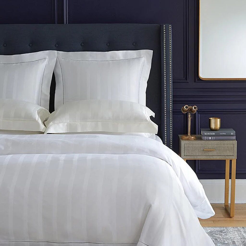 Luxurious Sferra Giza 45 Stripe Queen-Size Duvet Cover, 88 x 92