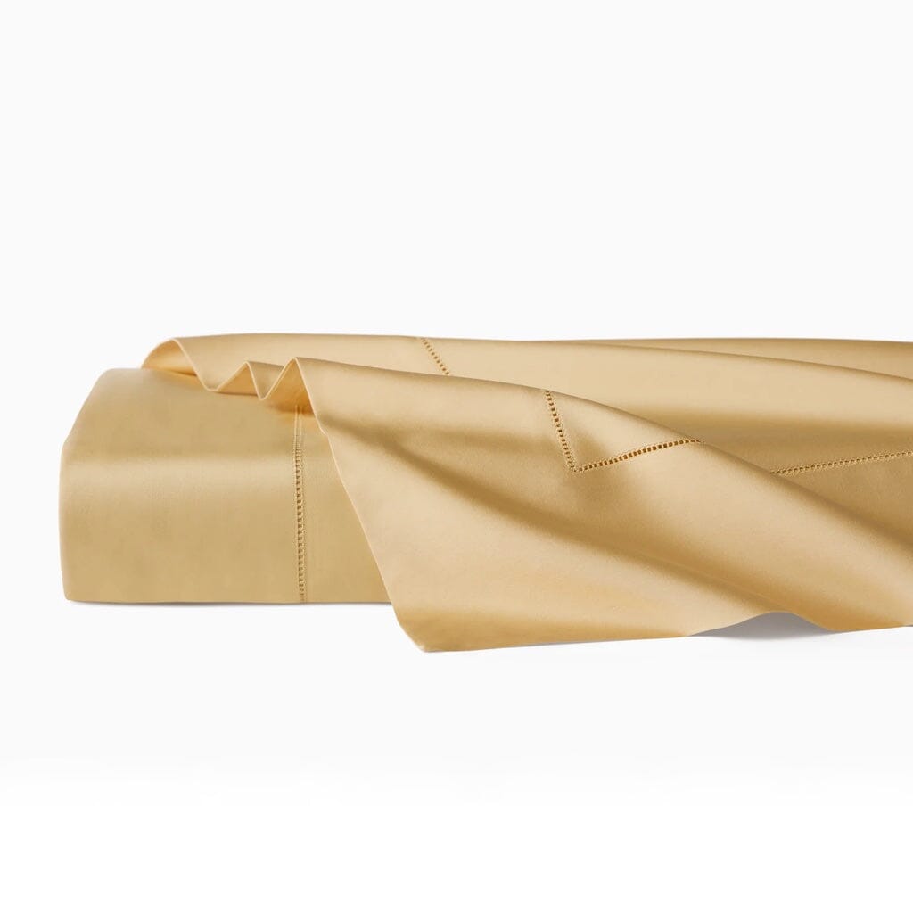 Luxurious Sferra Giotto King Size Flat Bed Sheet Measuring 114 x 114