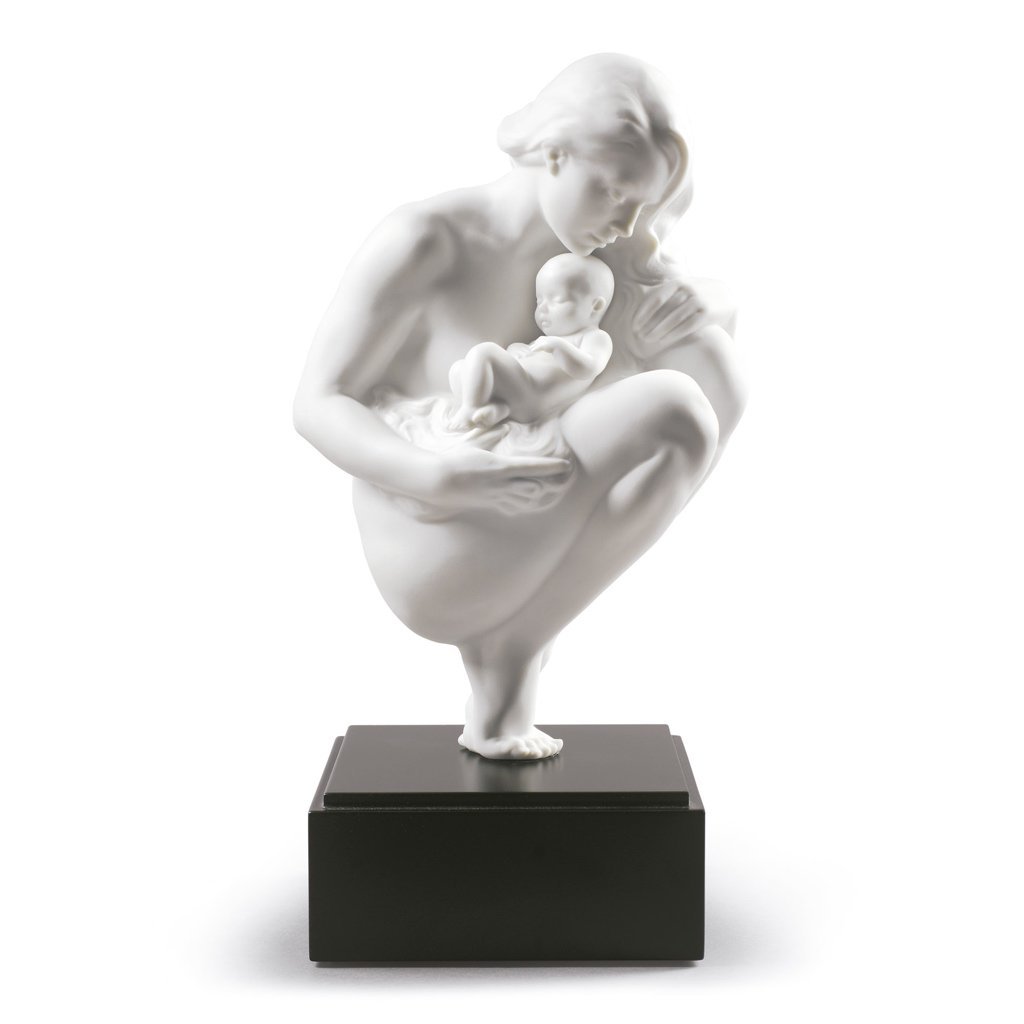 Exquisite Handmade Spanish Lladro Porcelain Mother - Baby Love Figurine
