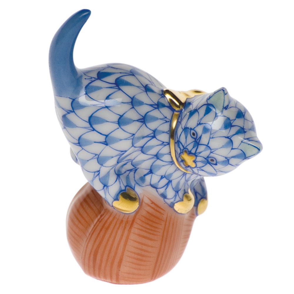 Exquisite Handmade Herend Mischievous Cat Porcelain Figurine