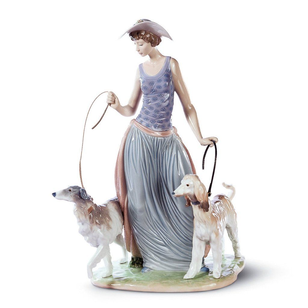 Exquisite Handmade Lladro Porcelain Figurine of Elegant Promenade
