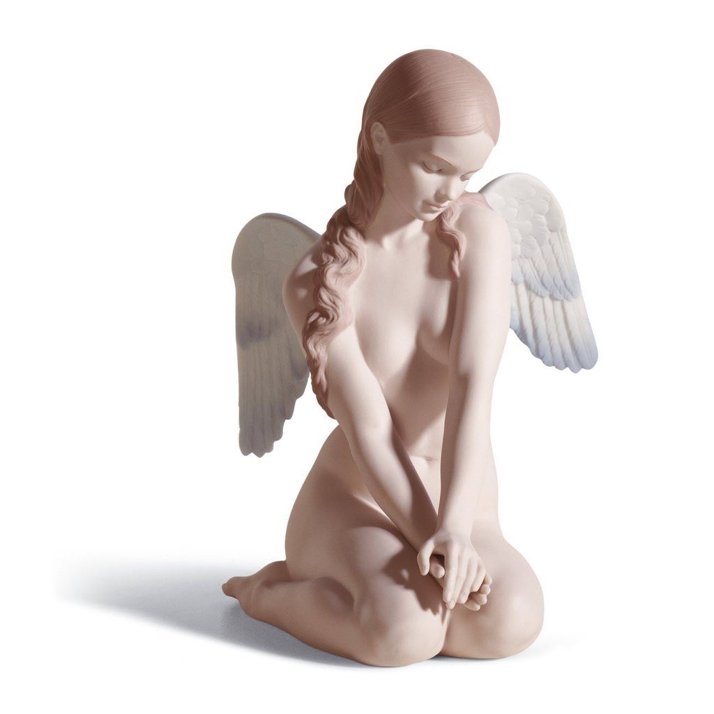 Exquisite Lladro Porcelain Angel Figurine - A Handmade Masterpiece