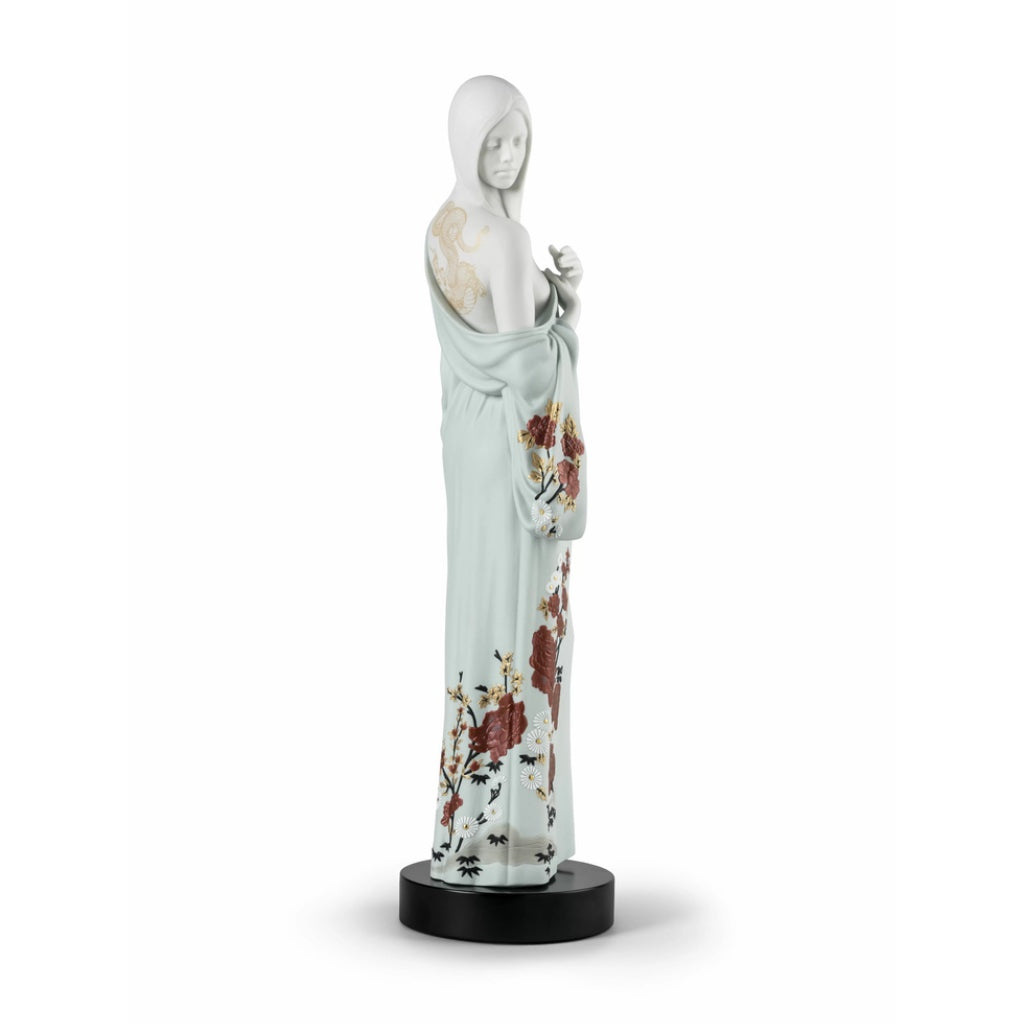 Exquisite Lladro Handmade Porcelain Figurine of Beauty with Dragon Tattoo