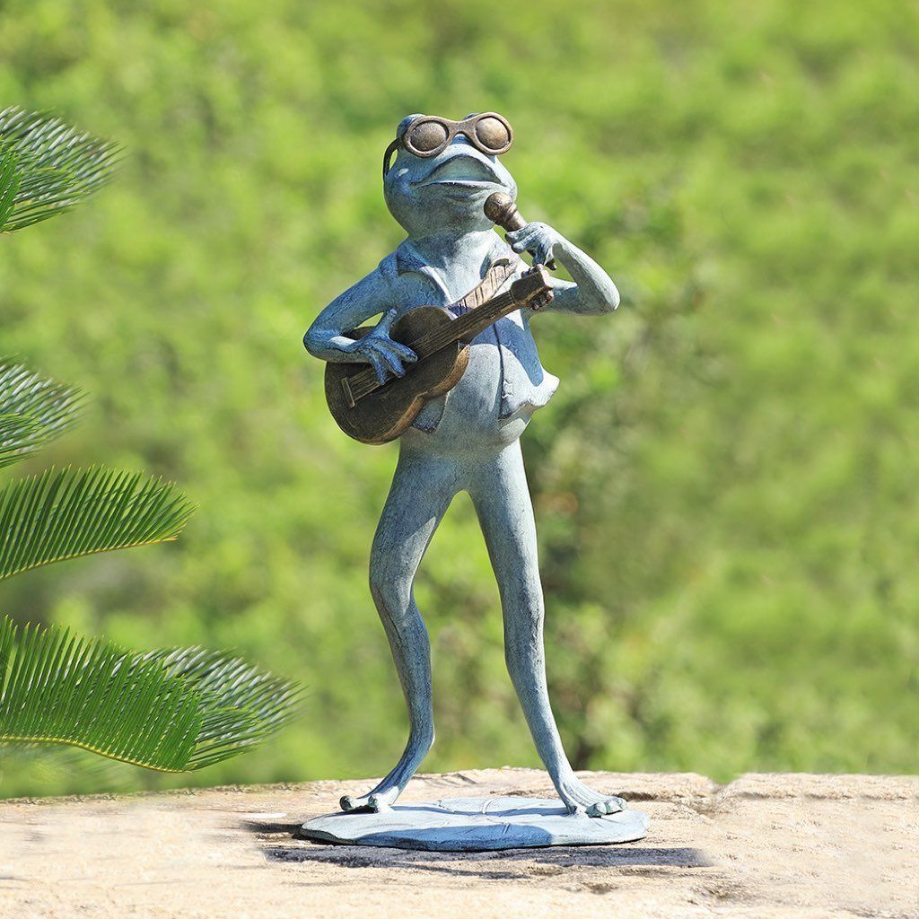 SPI Aluminum Garden Decorative Rock Star Frog Sculpture