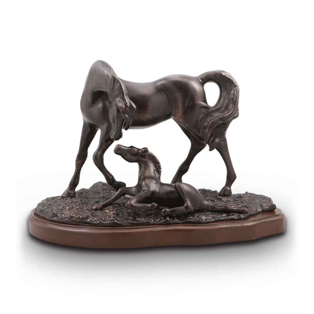 SPI Home Desktop Decorative Sculpture of a Mother Horse and Her Colt