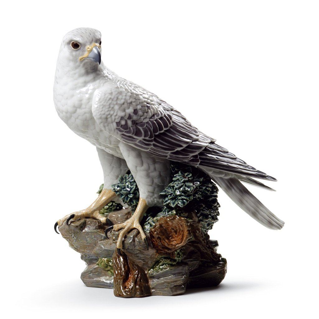 Limited Edition (LE 3000) Handmade Lladro Porcelain Gyrfalcon (Gerifalte Falcon) Figurine