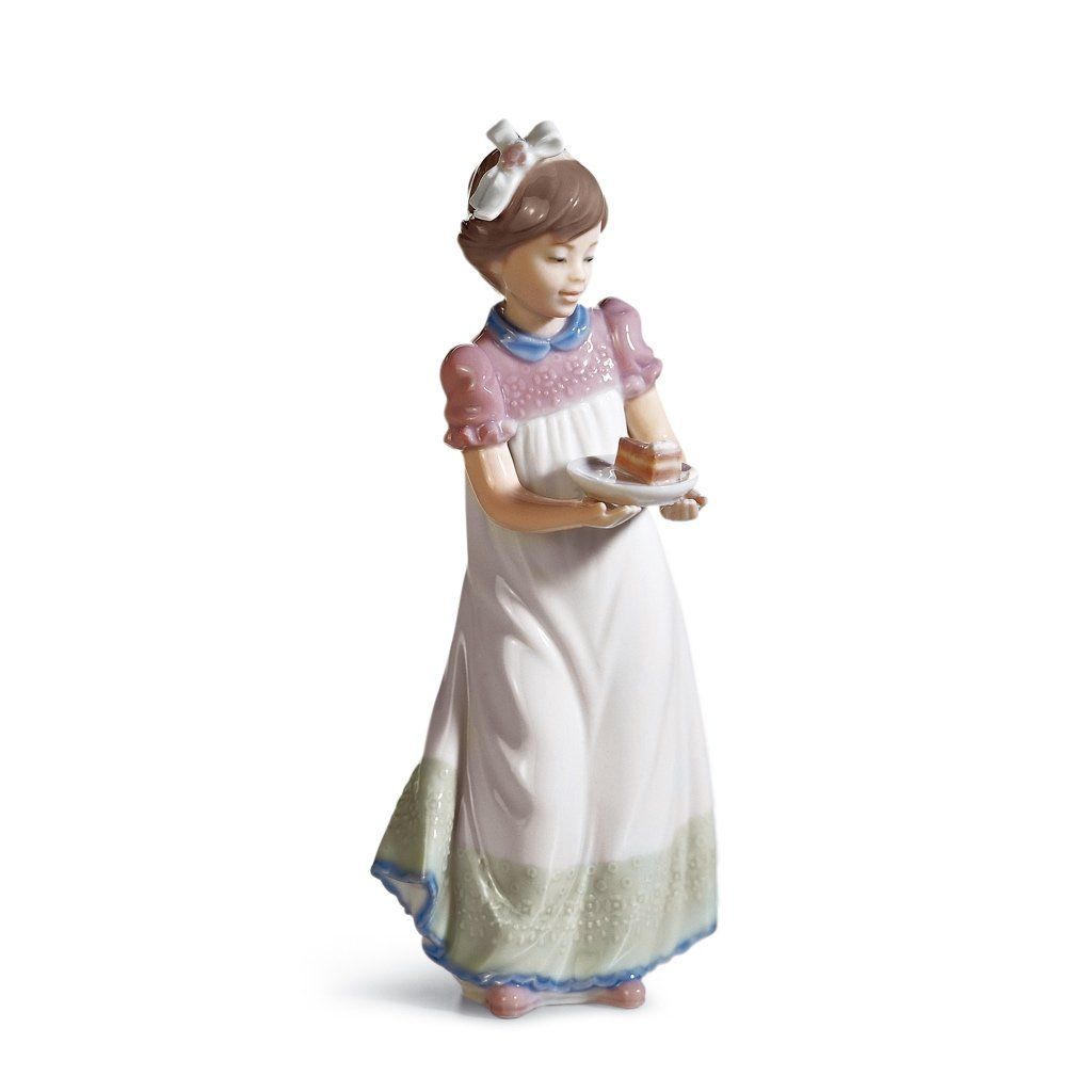 Lladro Handmade Porcelain Happy Birthday Decorative Figurine