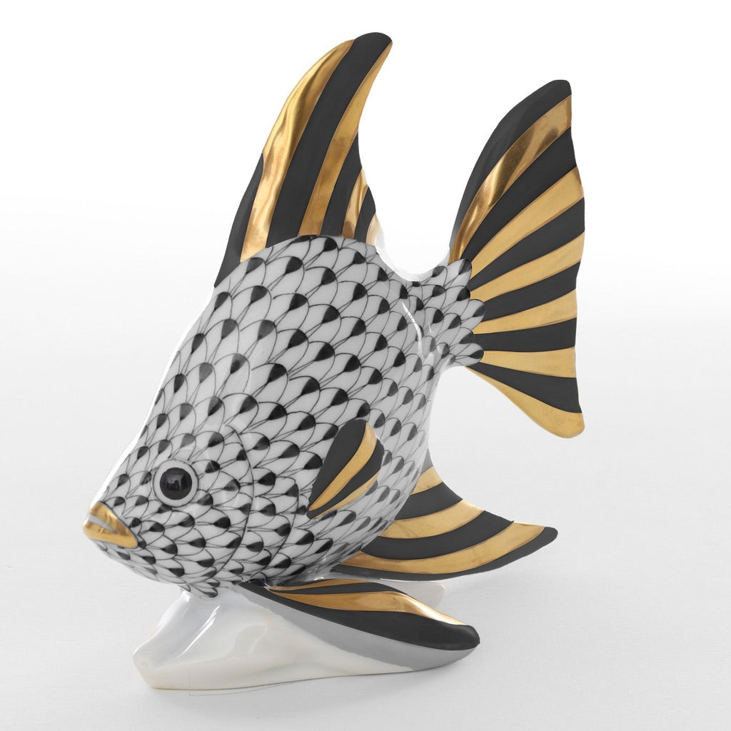 Exquisite Hand - painted Herend Angel Fish Porcelain Figurine for Home Decoration