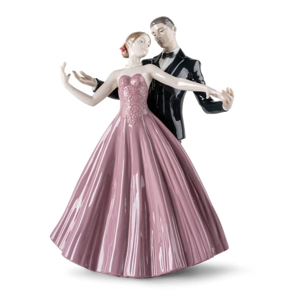 Lladro Porcelain Anniversary Waltz Figurine