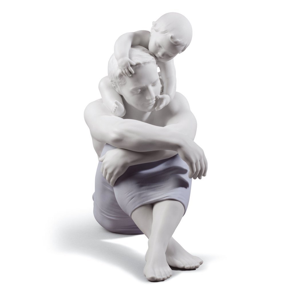 Lladro Handmade Porcelain Figurine - A Heartfelt 'I Love You, Dad' Tribute