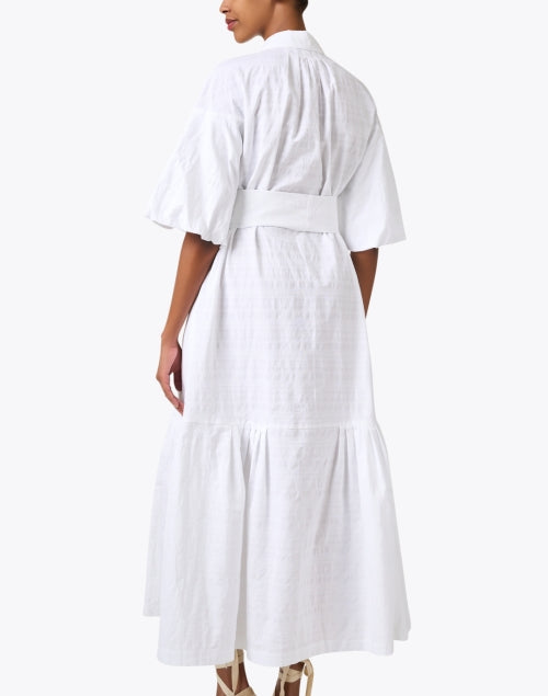 Elegant White Dress Shirt Made from Premium Cotton Linen Blend