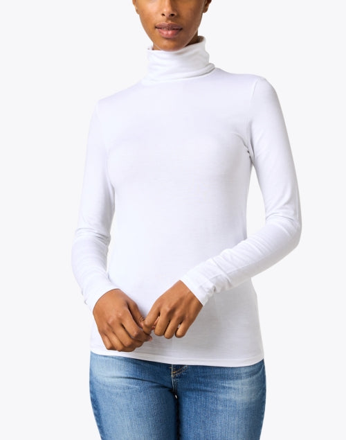 Stretchy White Long - Sleeved Turtleneck Women's Top for All Seasons