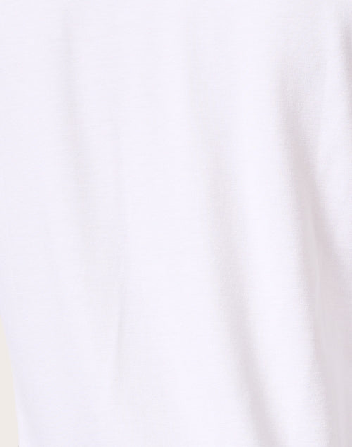 Luxurious White Cardigan with Soft Touch for a Comfortable Wear