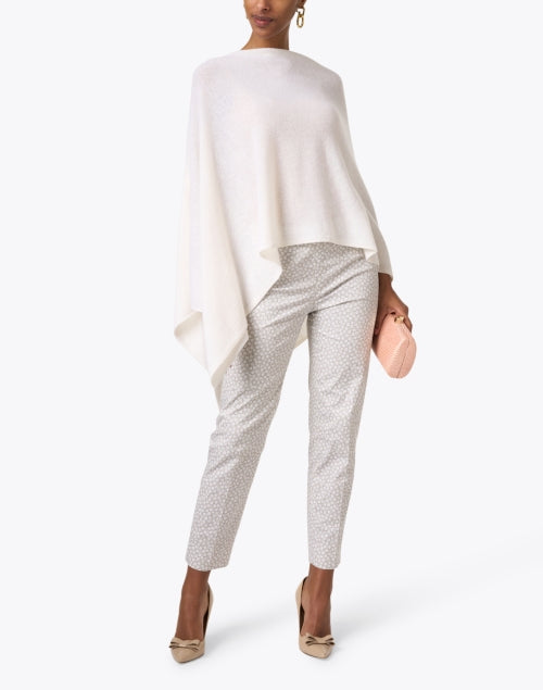 Lightweight White Cashmere Ruana Poncho for Cool Weather