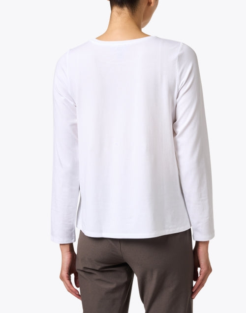 Eileen Fisher's Relaxed-Fit White Stretchable Jersey Round Neck Top