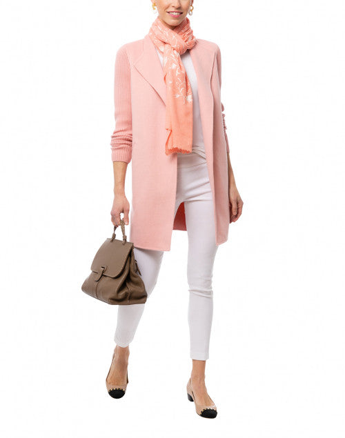 Stretchable Long-Sleeved White Crew Neck Viscose Top for Women's Wardrobe