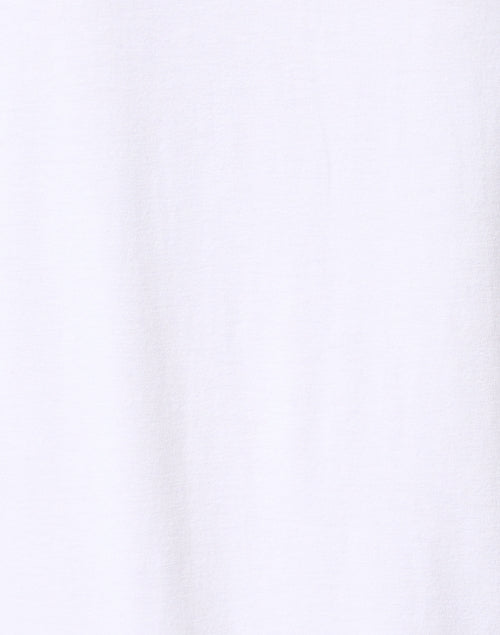 Exquisite White Button-Down Shirt for a Sophisticated Look