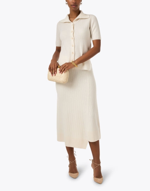 Elegant White Knitted Wool - Cashmere Midi Skirt for Modern Women