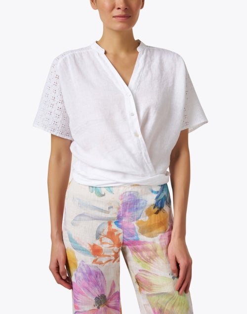 Elegant White Linen Women's Blouse for a Relaxed Style