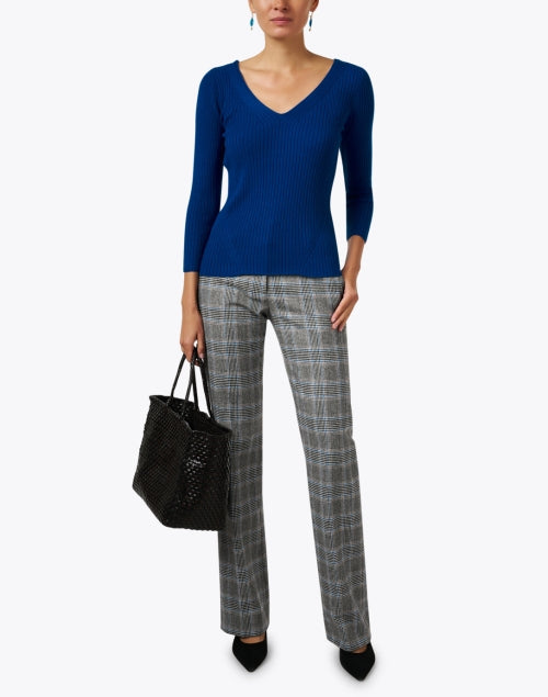 Ecru Blue Ribbed V-Neck Travel Top for the New Season