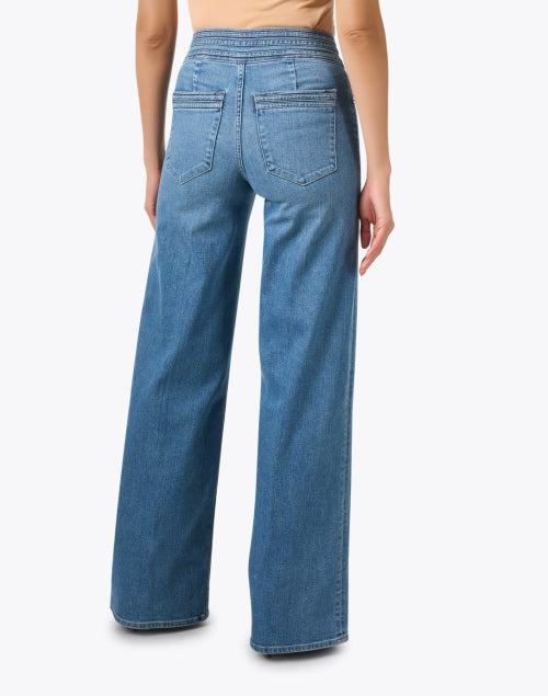 Frame's High - Rise Double - Buttoned Wide - Leg Denim Jeans for an Elevated Look