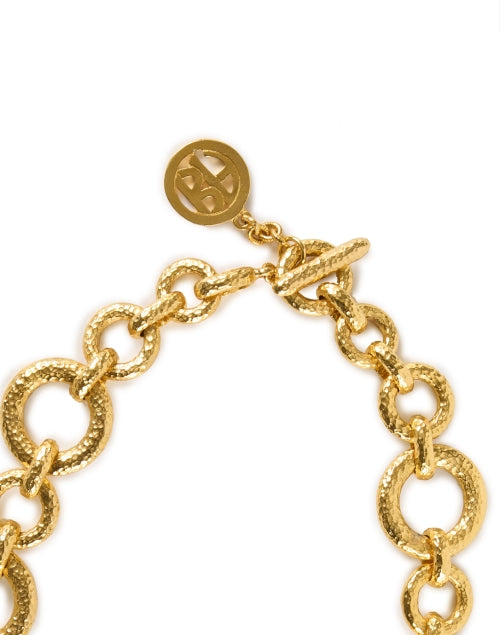 Exquisitely Textured Gold-Plated Brass Toggle Style Necklace for All Seasons