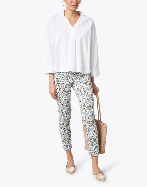 Elegant Noa White 100% Cotton Loose-Fit Blouse