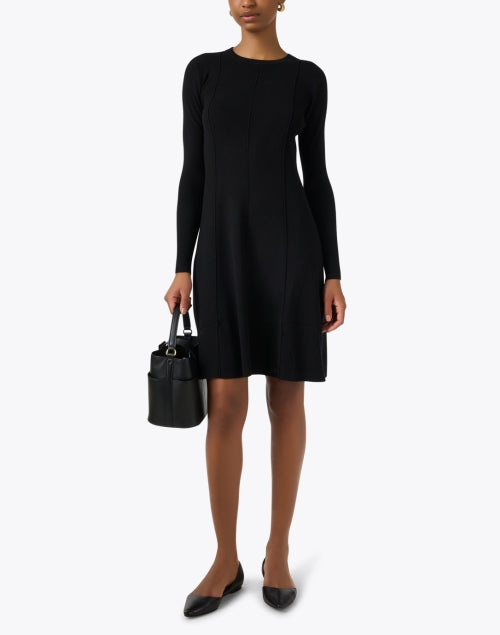 Stylish Uscio Black Knit Women's Evening Dress