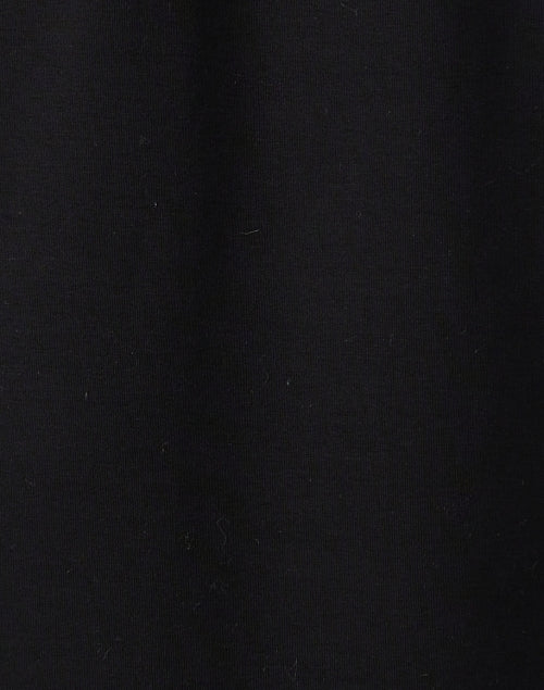 Marc Cain Sport's Stylish Black Knit Dress with Contrasting White Trim and Pockets