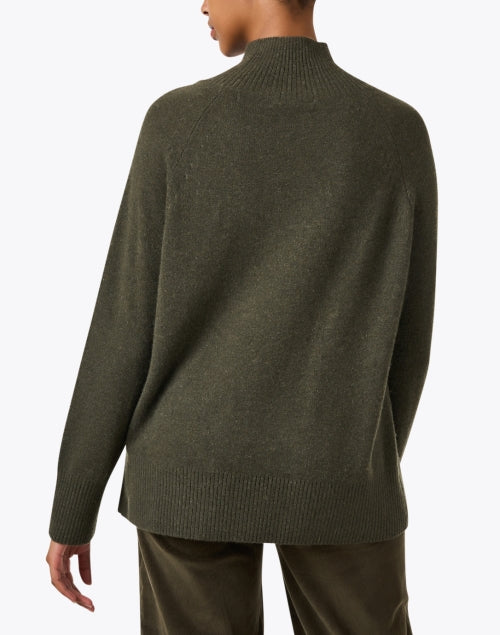 Cozy Green Heather Cashmere Women's Turtleneck Knit Sweater