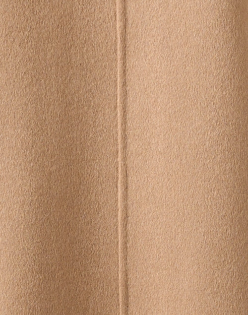 Luxurious Camel Wool and Cashmere Blend Outerwear Coat