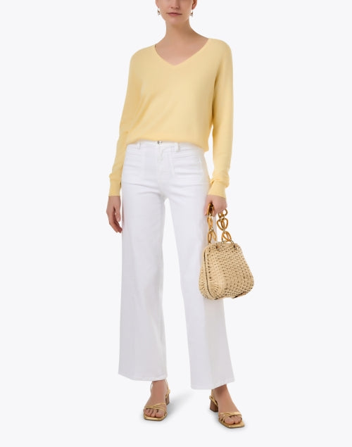 Frame's Stylish Slim-Fit White Wide-Leg Denim Jeans