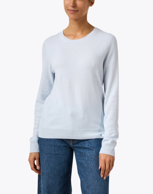 Light Blue Luxury Cashmere Crew Neck Sweater for Spring
