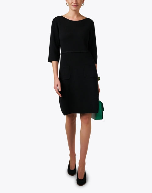 Stylish Black 100% Wool Sheath Dress with Patch Pockets and Round Neck
