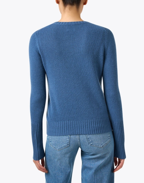 Allude's Exquisite 100% Cashmere Blue Sweater for This Season