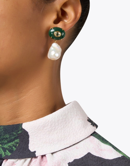 Exquisite Green Jade and Pearl Drop Earrings for the New Season