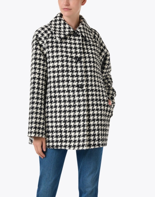 Stylish Oversized Black and White Twisted Houndstooth Multi Coat