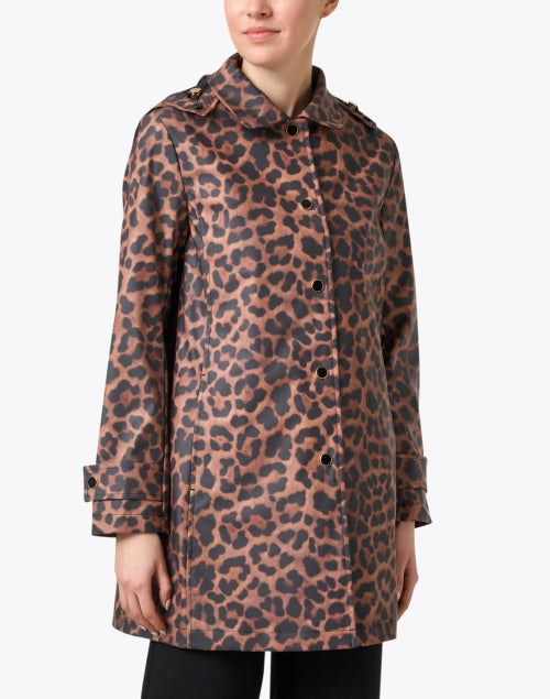 Fashionable Iconic Princess Rain Slicker with Stunning Leopard Print Design