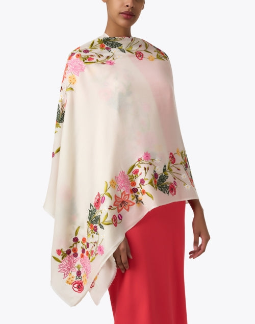 Ivory-colored Floral-embroidered Luxury Merino Wool Scarf for Women