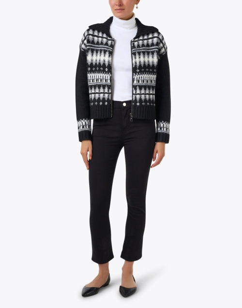 Stylish Black Knit Powder Puff Jacket with Removable Fur Collar